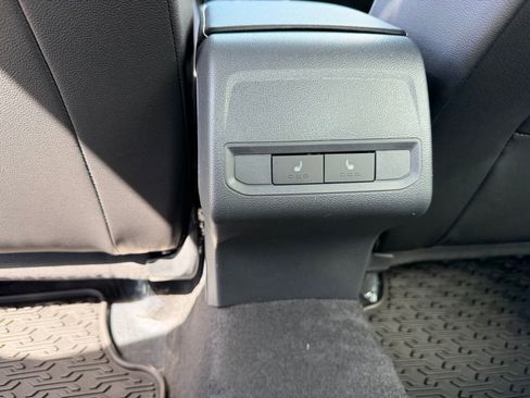 New 2026 Volkswagen Jetta SEL FWD image 25