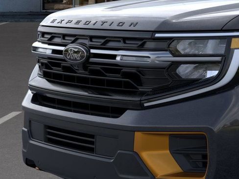 New 2026 Ford Expedition Tremor image 17