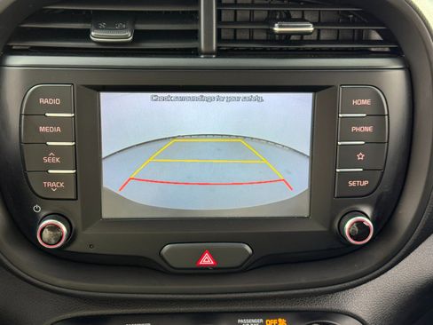 Used 2020 Kia Soul S image 23