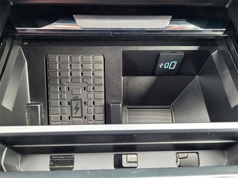 Used 2024 Ford F350 Lariat w/ Lariat Ultimate Package image 19