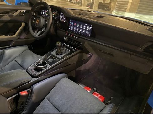 Used 2022 Porsche 911 GT3 image 15