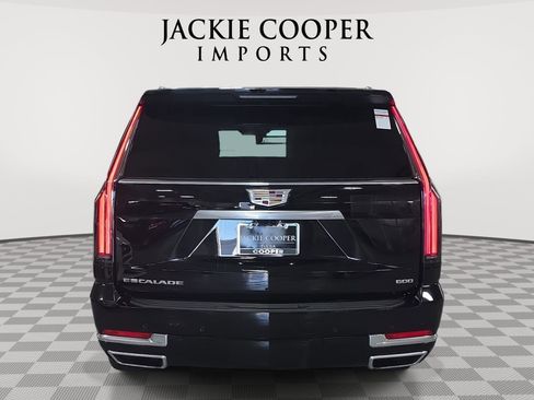 Used 2025 Cadillac Escalade Premium Luxury w/ Touring Package image 6
