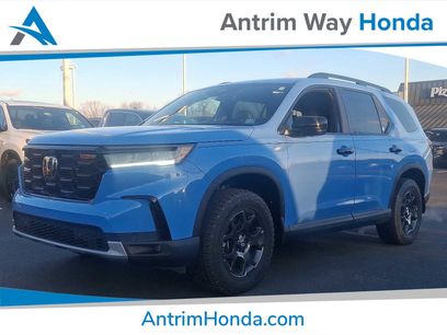New 2025 Honda Pilot TrailSport