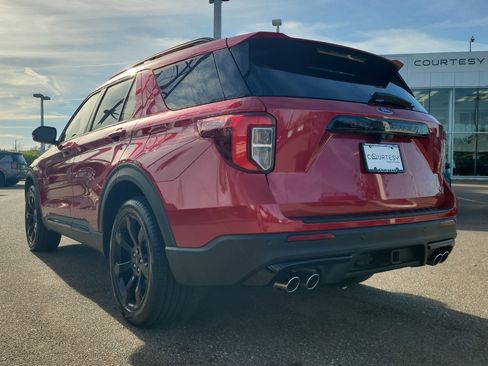 Used 2023 Ford Explorer ST w/ Equipment Group 401A image 6