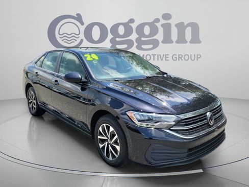 Used 2024 Volkswagen Jetta S FWD image 4