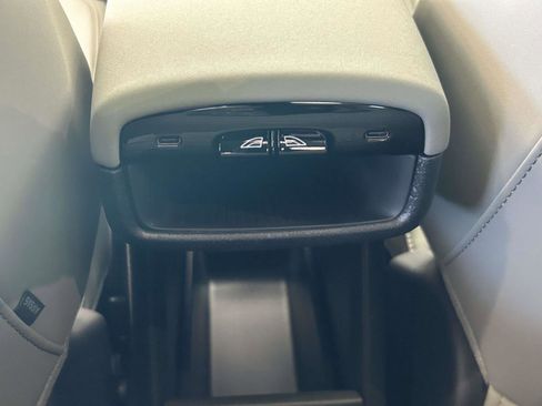 New 2026 Volvo EX30 Cross Country Ultra w/ Protection Package Premier AWD/4WD image 17