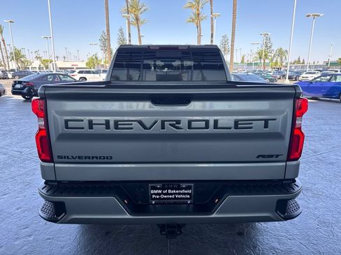Used 2024 Chevrolet Silverado 1500 RST w/ Convenience Package II AWD/4WD image 4