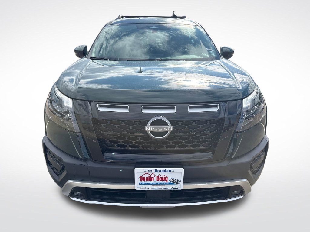 Used 2025 Nissan Pathfinder Rock Creek AWD/4WD image 9