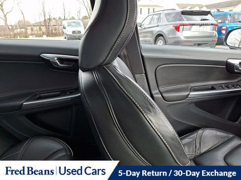 Used 2016 Volvo S60 T6 R-Design Platinum image 14