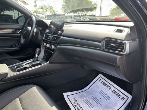 Used 2022 Honda Accord Sport image 24