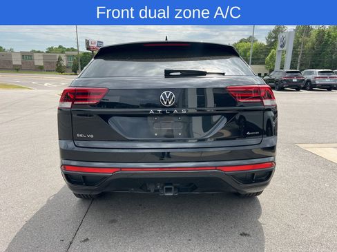 Used 2023 Volkswagen Atlas Cross Sport SEL R-Line image 4