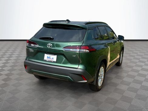 Used 2026 Toyota Corolla Cross LE FWD image 5