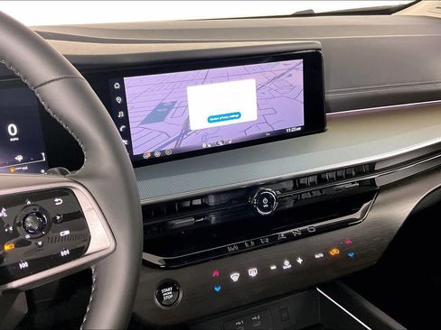 New 2025 Nissan Murano SL image 11