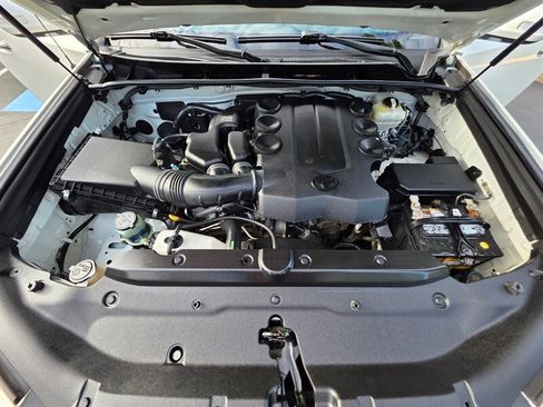 Used 2012 Toyota 4Runner Limited image 30