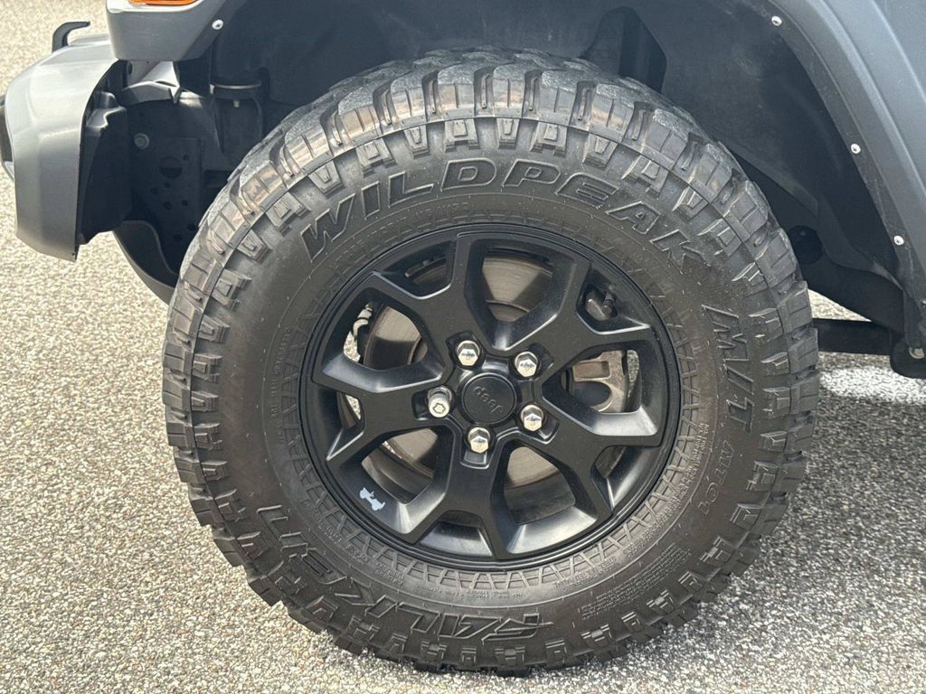 Used 2022 Jeep Wrangler Unlimited Sport AWD/4WD image 11