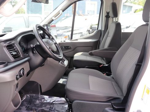 Used 2023 Ford Transit 350 XLT RWD image 12