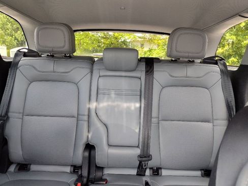 Used 2022 Lincoln Corsair AWD w/ Equipment Group 101A image 25