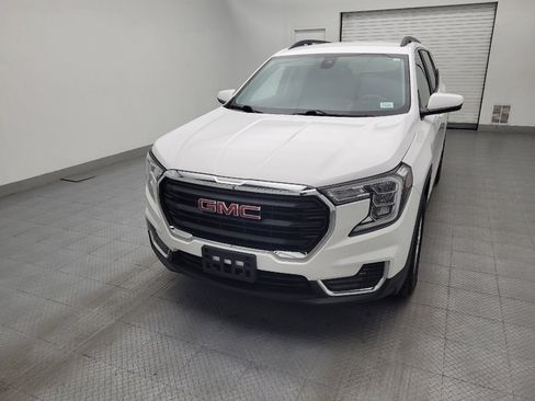 Used 2022 GMC Terrain SLE w/ Driver Convenience Package AWD/4WD image 15