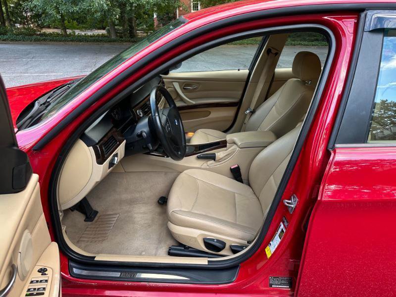 Used 2011 BMW 328i Sedan RWD image 22