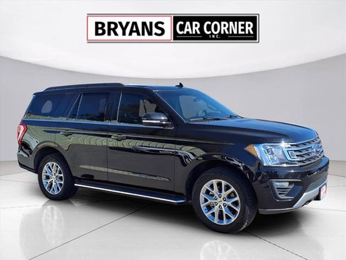 Used 2020 Ford Expedition XLT w/ Equipment Group 202A image 16