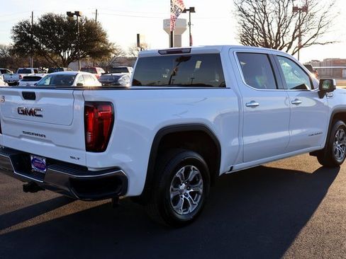 Used 2024 GMC Sierra 1500 SLT image 15