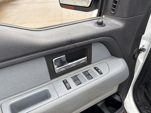 Used 2012 Ford F150 XLT w/ XLT Chrome Pkg image 18