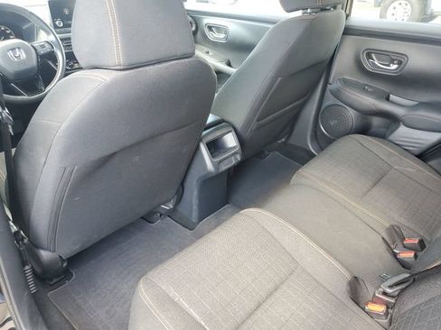 Used 2024 Nissan Altima 2.5 SV FWD image 10
