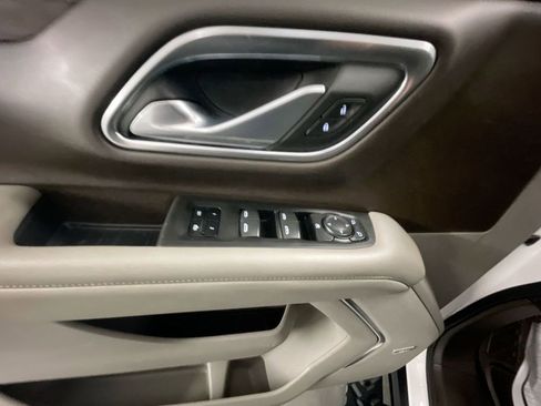 Used 2021 Chevrolet Tahoe Z71 w/ Rear Media and Nav Package image 24