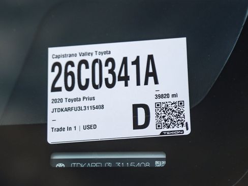 Certified 2020 Toyota Prius L Eco image 28