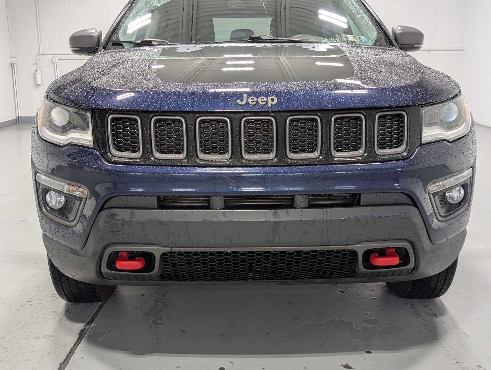 Used 2019 Jeep Compass Trailhawk w/ Cold Weather Group AWD/4WD image 2
