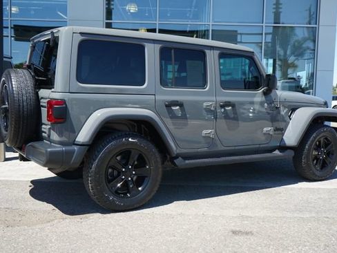Used 2020 Jeep Wrangler Unlimited Sahara AWD/4WD image 10