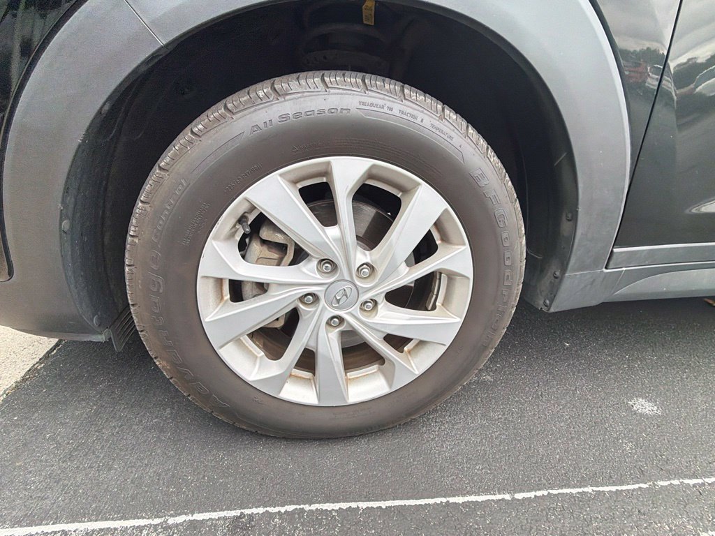 Used 2019 Hyundai Tucson Value AWD/4WD image 2