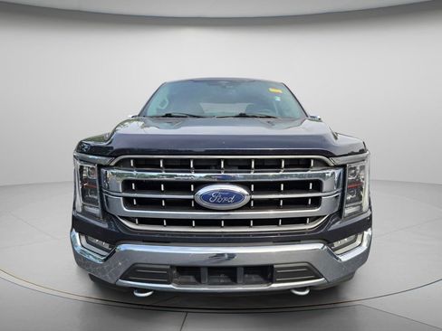 Used 2021 Ford F150 Lariat w/ Equipment Group 502A High AWD/4WD image 3