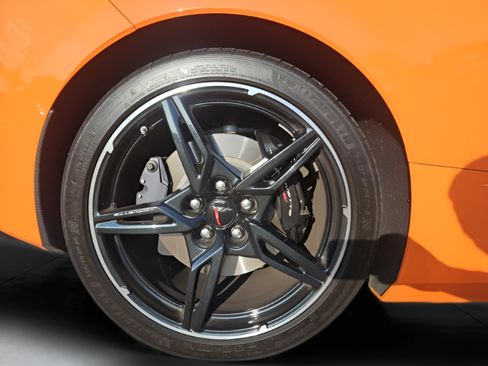 Used 2023 Chevrolet Corvette Stingray Premium Cpe w/ Z51 Performance Package RWD image 25
