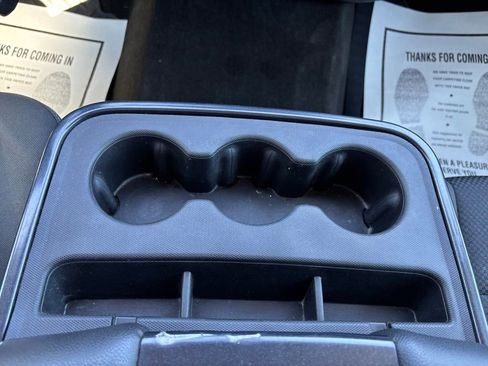 Used 2017 GMC Sierra 1500 SLE image 17