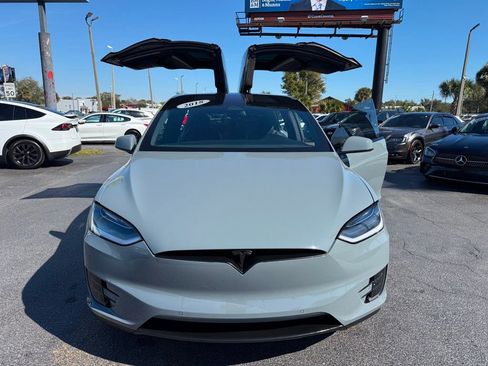 Used 2018 Tesla Model X 100D image 2