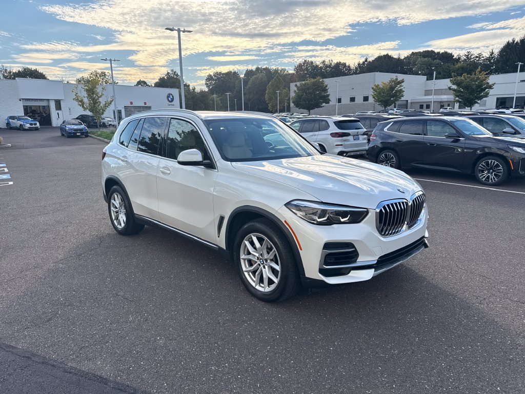 Used 2022 BMW X5 xDrive40i w/ Premium Package AWD/4WD image 7