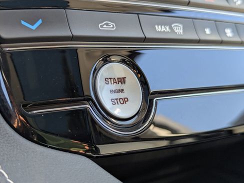 Used 2018 Jaguar F-PACE R-Sport AWD/4WD image 15
