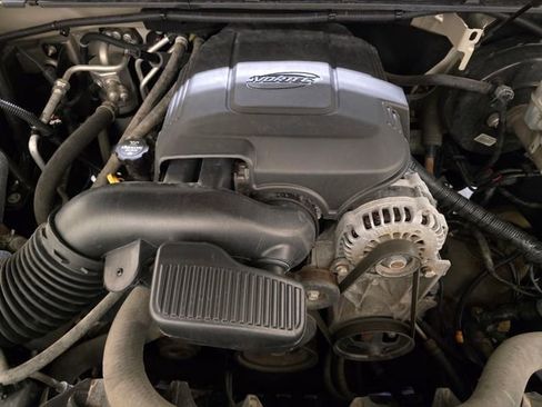 Used 2013 GMC Yukon XL SLT w/ Regional Value Package image 12