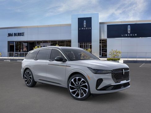 New 2026 Lincoln Nautilus Black Label image 6