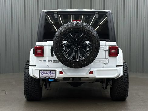 Used 2023 Jeep Wrangler Unlimited Sahara w/ Cold Weather Group AWD/4WD image 4