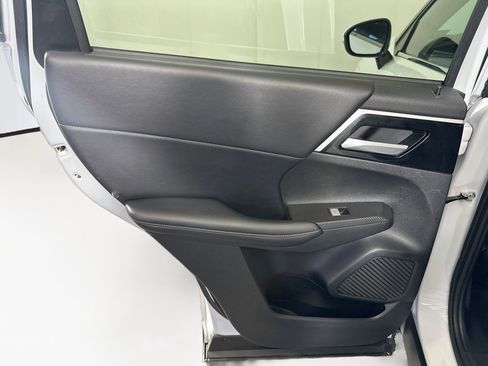 Used 2024 Mitsubishi Outlander SE AWD/4WD image 26