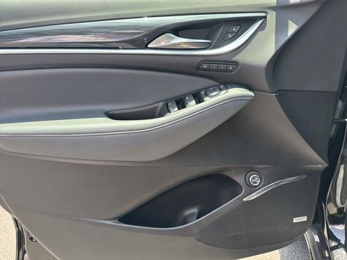 Certified 2024 Buick Enclave Premium image 9