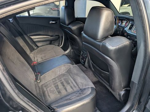 Used 2018 Dodge Charger SRT Hellcat w/ Harman/Kardon Audio Group RWD image 29