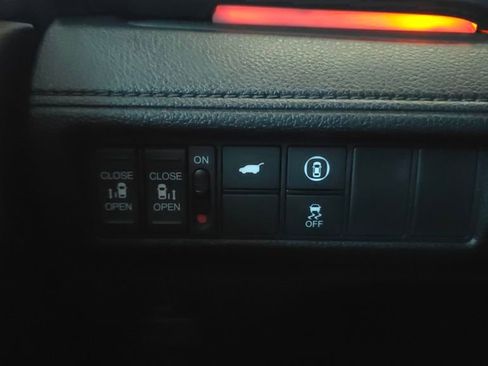 Used 2024 Honda Odyssey Sport image 33