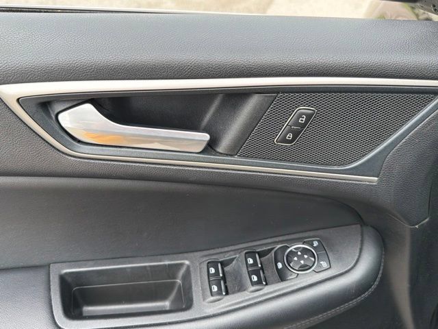 Used 2024 Ford Edge SEL AWD/4WD image 21