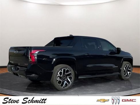 New 2025 Chevrolet Silverado EV RST image 9