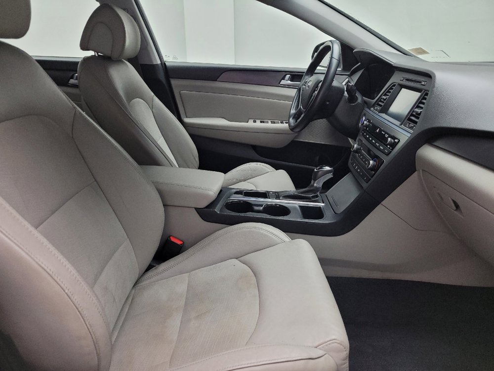 Used 2017 Hyundai Sonata Sport w/ Value Edition Package 02 FWD image 21
