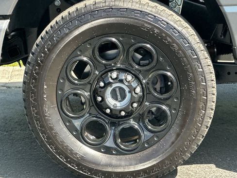 Used 2025 Ford F350 Lariat w/ Lariat Ultimate Package AWD/4WD image 26