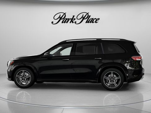 New 2026 Mercedes-Benz GLS 450 4MATIC image 9
